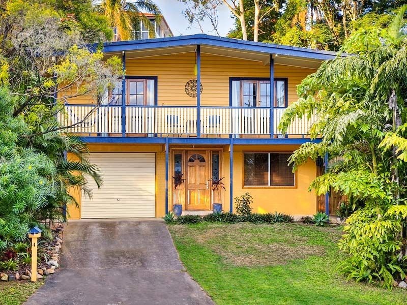 4 Wallaroy Court, Ferny Hills QLD 4055