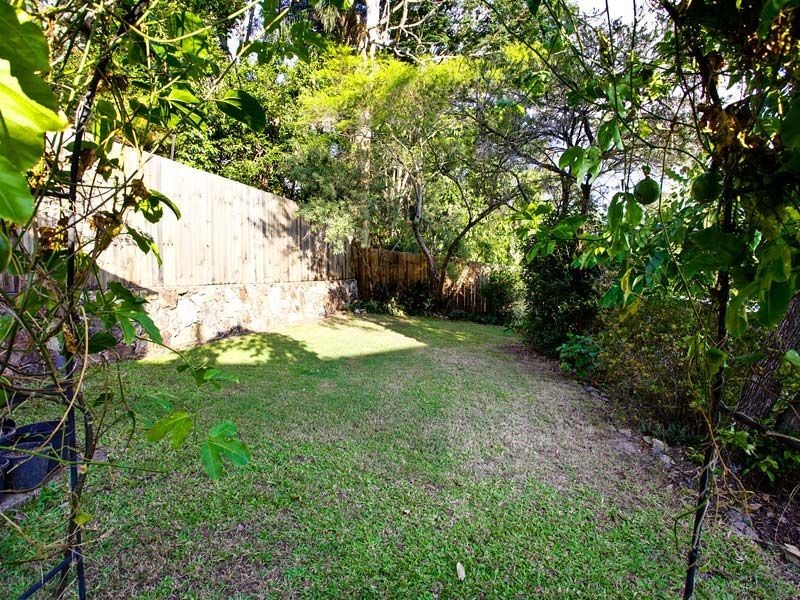 4 Wallaroy Court, Ferny Hills QLD 4055