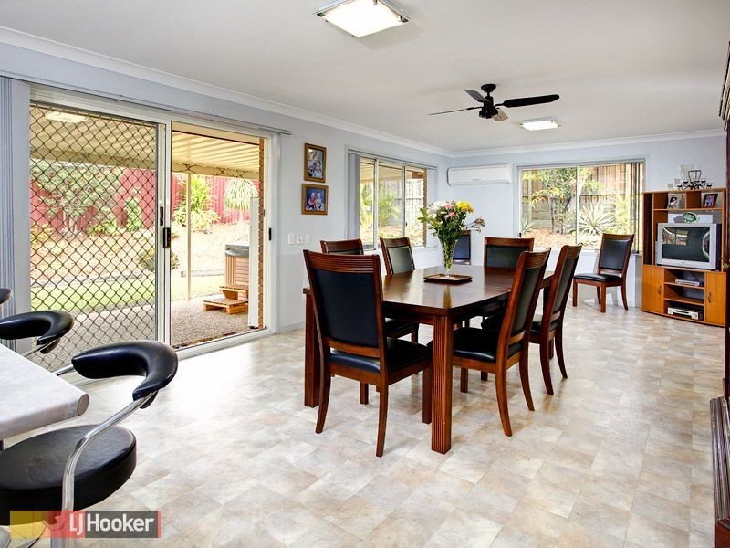 757 South Pine Road, Albany Creek QLD 4035