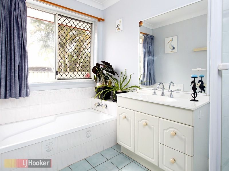 757 South Pine Road, Albany Creek QLD 4035