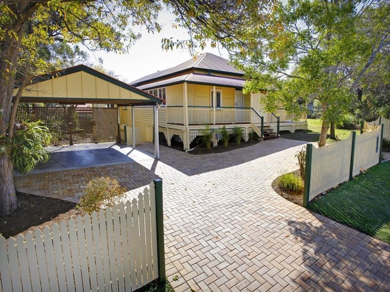 24 Cutbush Road, Everton Park QLD 4053