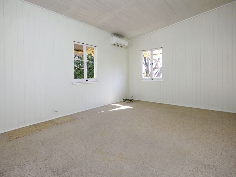 24 Cutbush Road, Everton Park QLD 4053