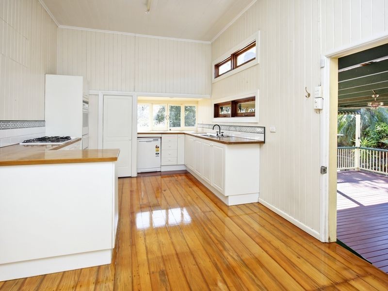 24 Cutbush Road, Everton Park QLD 4053