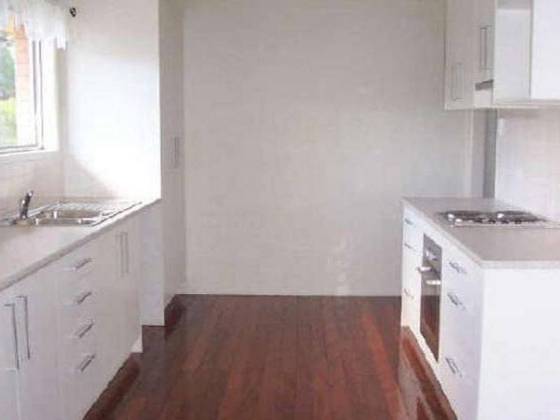 15 Windemere Road, Albany Creek QLD 4035