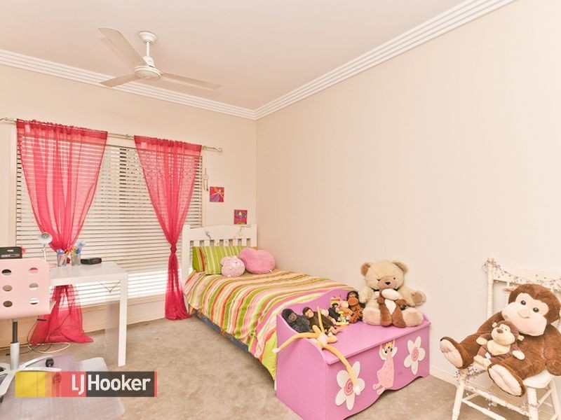 19 Brigadoon Crescent, Eatons Hill QLD 4037