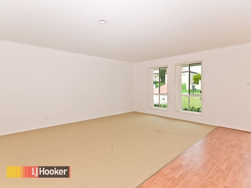 8 Hazelnut Close, Warner QLD 4500