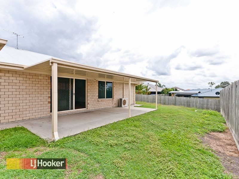8 Hazelnut Close, Warner QLD 4500
