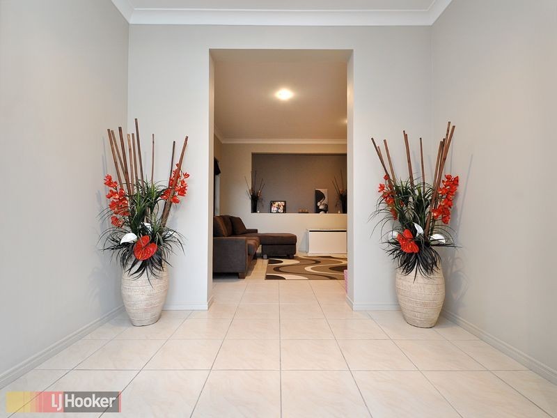 8 Katelyn Court, Cashmere QLD 4500