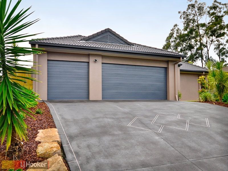8 Katelyn Court, Cashmere QLD 4500