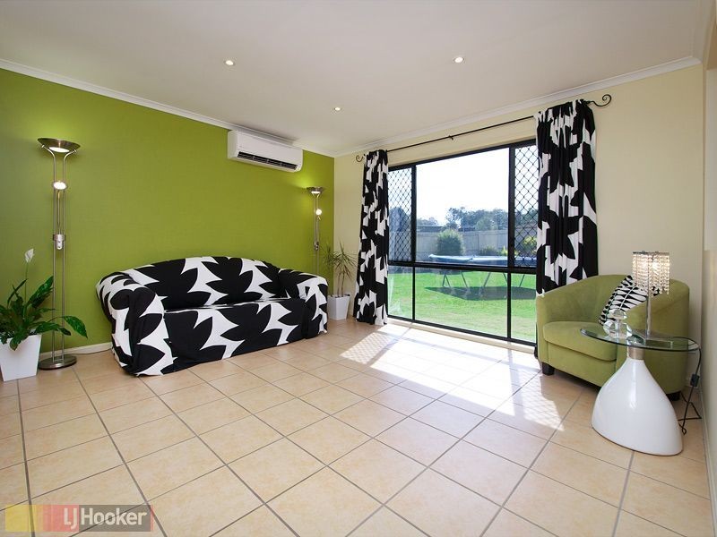 10 Jeff Jones Court, Bray Park QLD 4500
