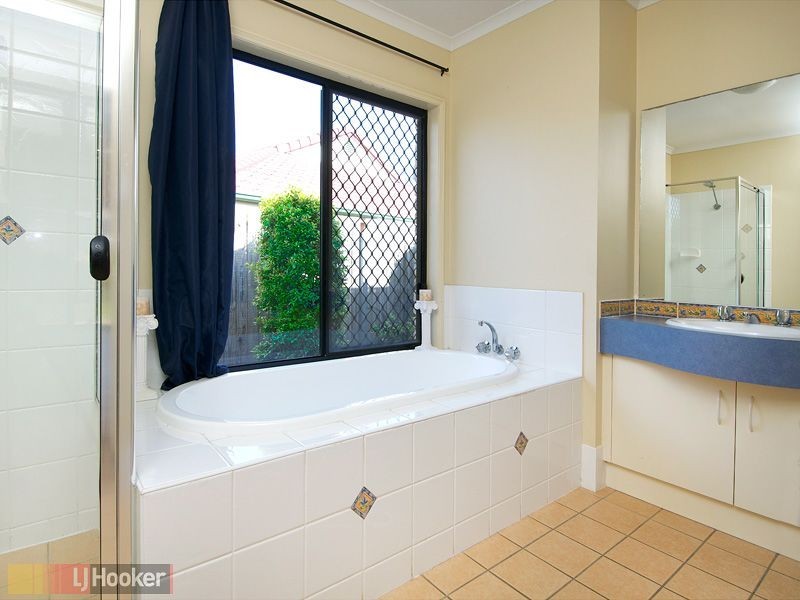 10 Jeff Jones Court, Bray Park QLD 4500