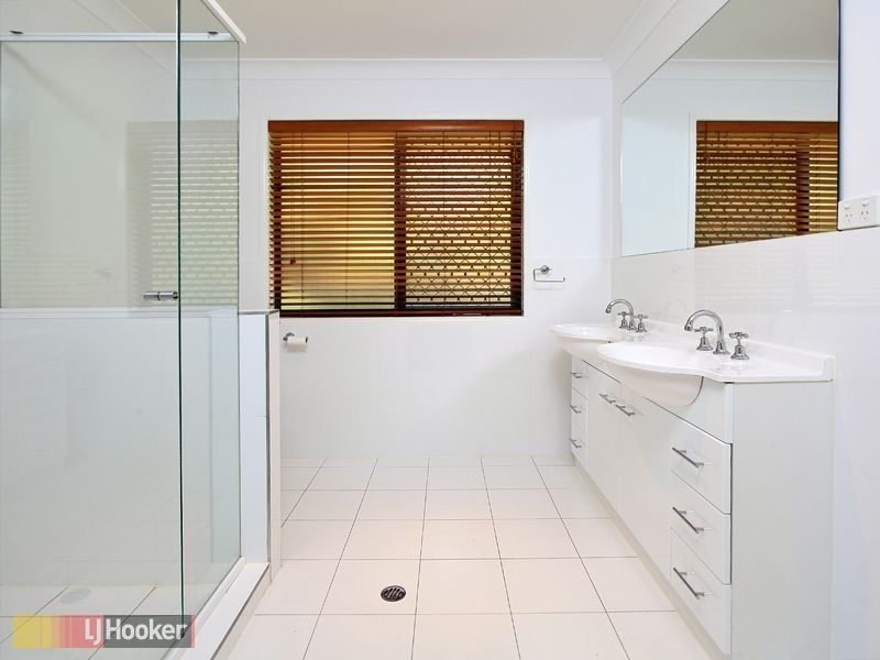 47 Boondooma Circuit, Albany Creek QLD 4035