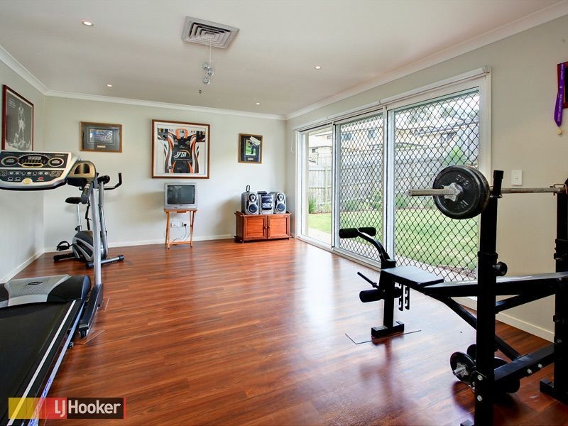 21 Brigadoon Crescent, Eatons Hill QLD 4037