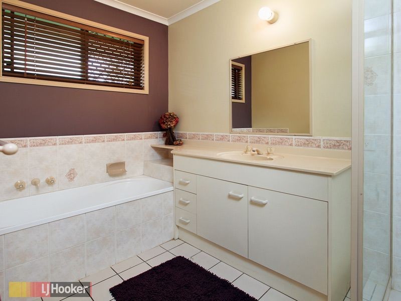 17 Lockyer Drive, Bray Park QLD 4500