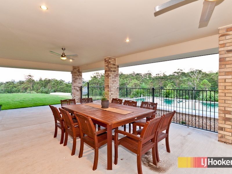 7 Wessling  Close, Cashmere QLD 4500