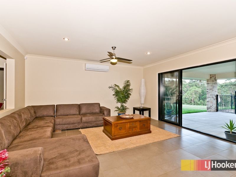 7 Wessling  Close, Cashmere QLD 4500