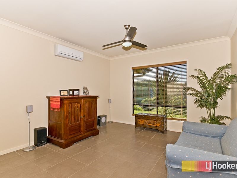 7 Wessling  Close, Cashmere QLD 4500