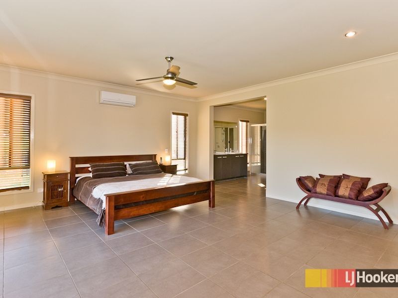 7 Wessling  Close, Cashmere QLD 4500