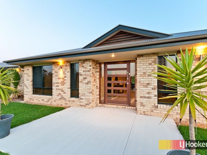 7 Wessling  Close, Cashmere QLD 4500