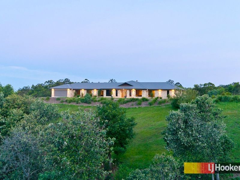 7 Wessling  Close, Cashmere QLD 4500