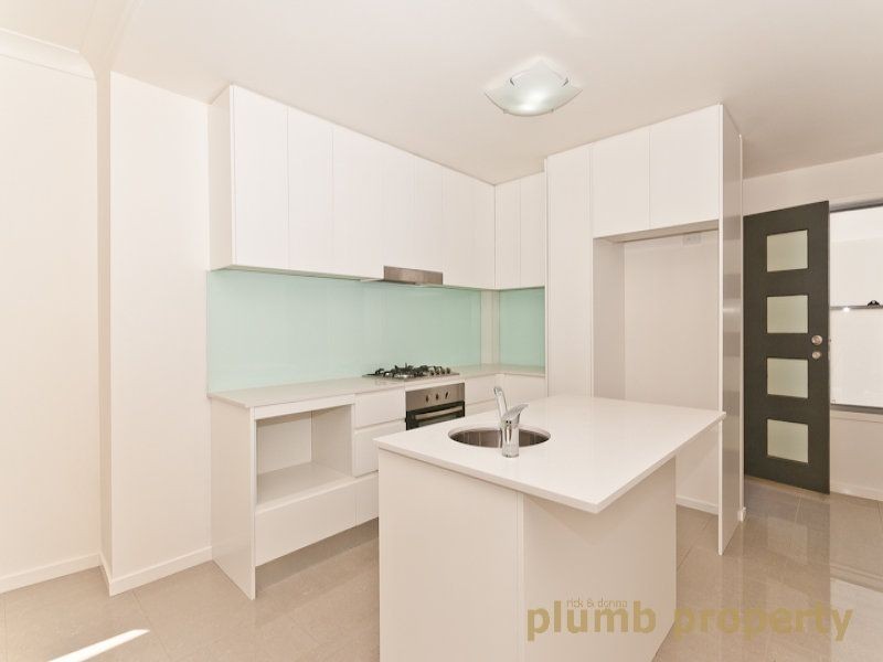 4/37 Gamelin Cresent, Stafford QLD 4053