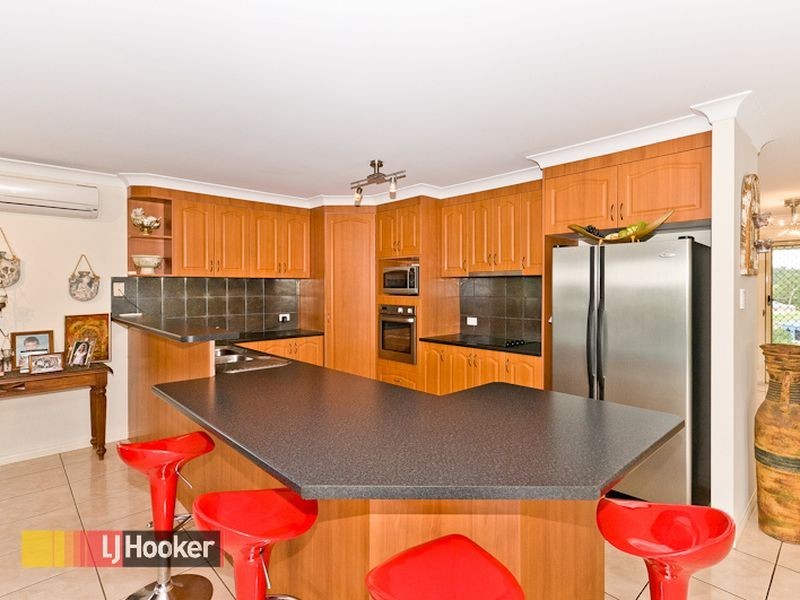 4 Brownlow Court, Cashmere QLD 4500