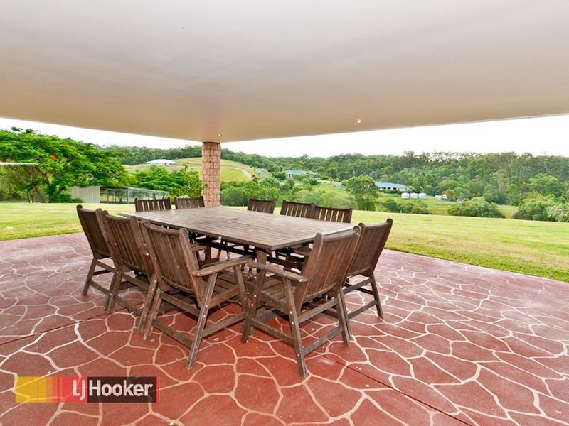 4 Brownlow Court, Cashmere QLD 4500