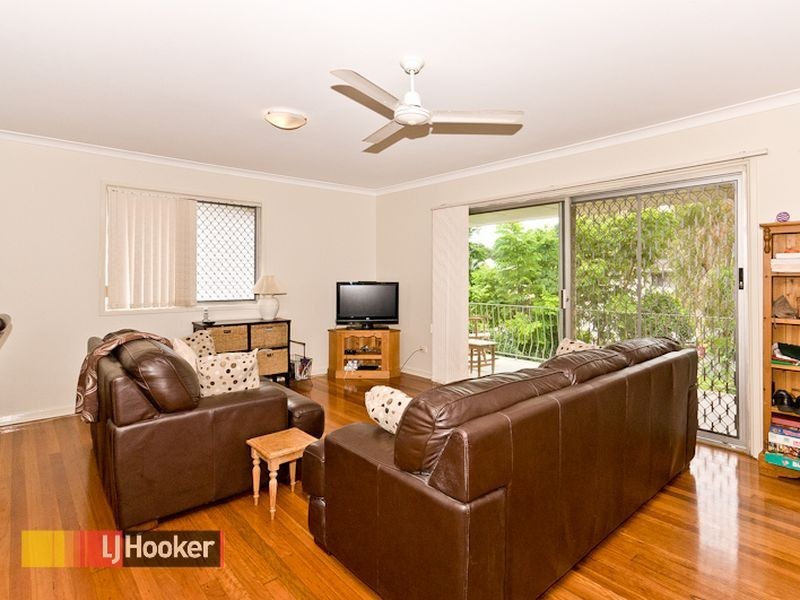 9 Balswidden Street, Albany Creek QLD 4035
