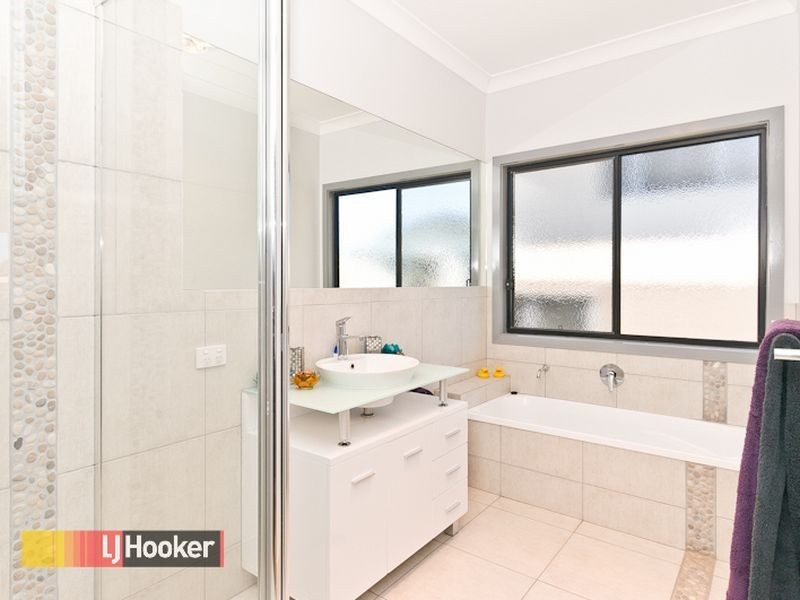 33 Stark Rd, Narangba QLD 4504