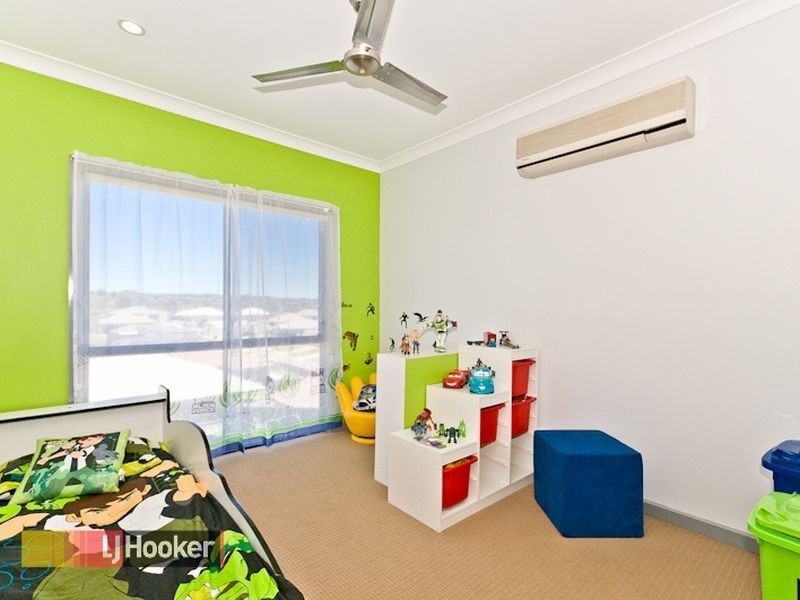 33 Stark Rd, Narangba QLD 4504