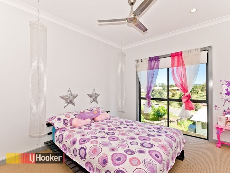 33 Stark Rd, Narangba QLD 4504