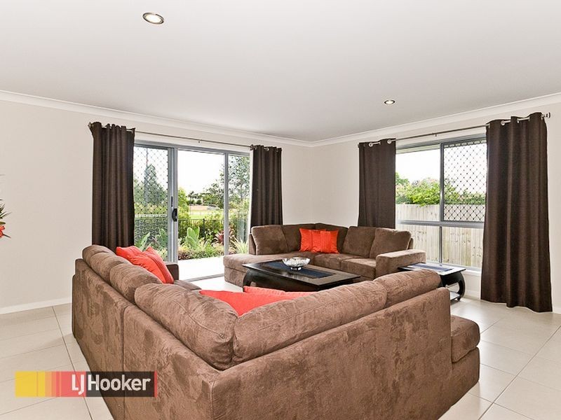 33 Pontiac Circuit, Warner QLD 4500