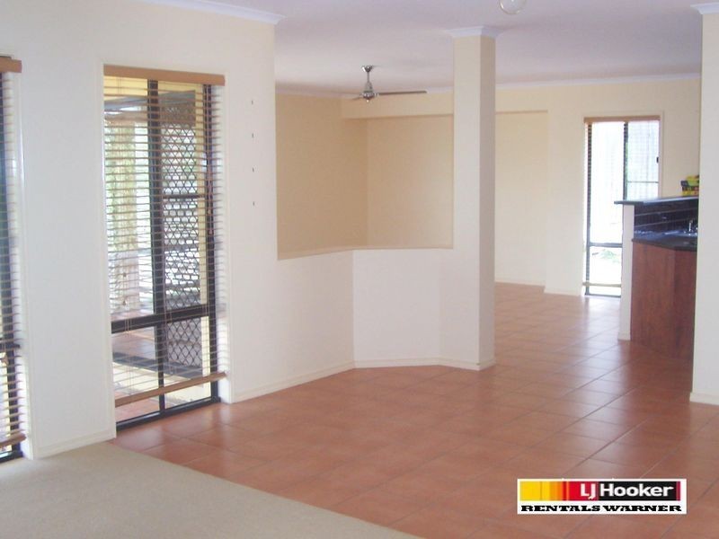 36 Rothschild Street, Eatons Hill QLD 4037