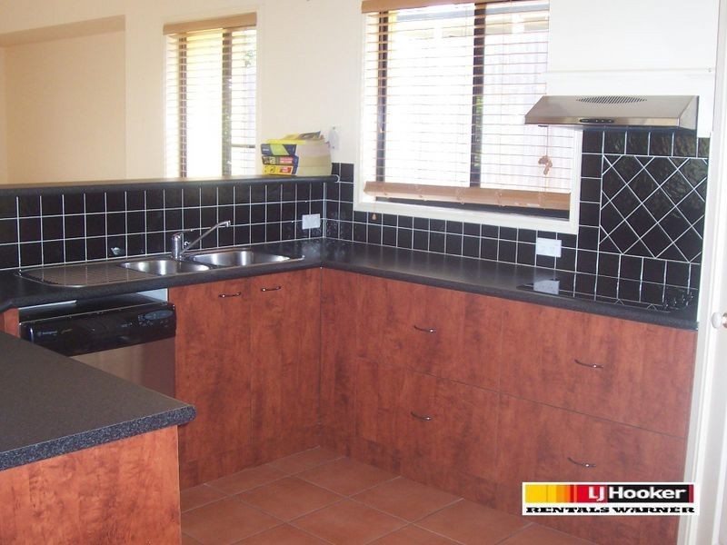 36 Rothschild Street, Eatons Hill QLD 4037