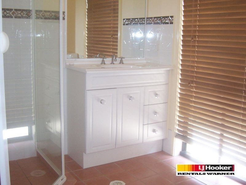 36 Rothschild Street, Eatons Hill QLD 4037