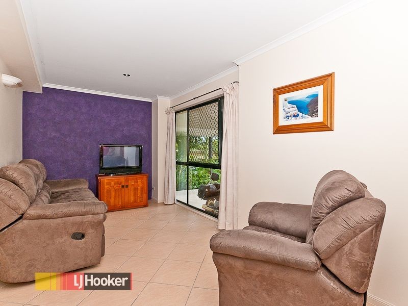 6 Lindfield Dr, Petrie QLD 4502