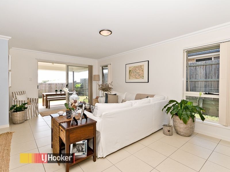 10 Winlock Cct, Warner QLD 4500