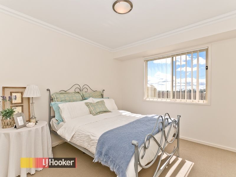 10 Winlock Cct, Warner QLD 4500