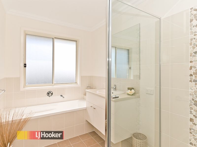 10 Winlock Cct, Warner QLD 4500