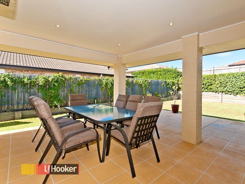 80 Hayward Ave, Cashmere QLD 4500