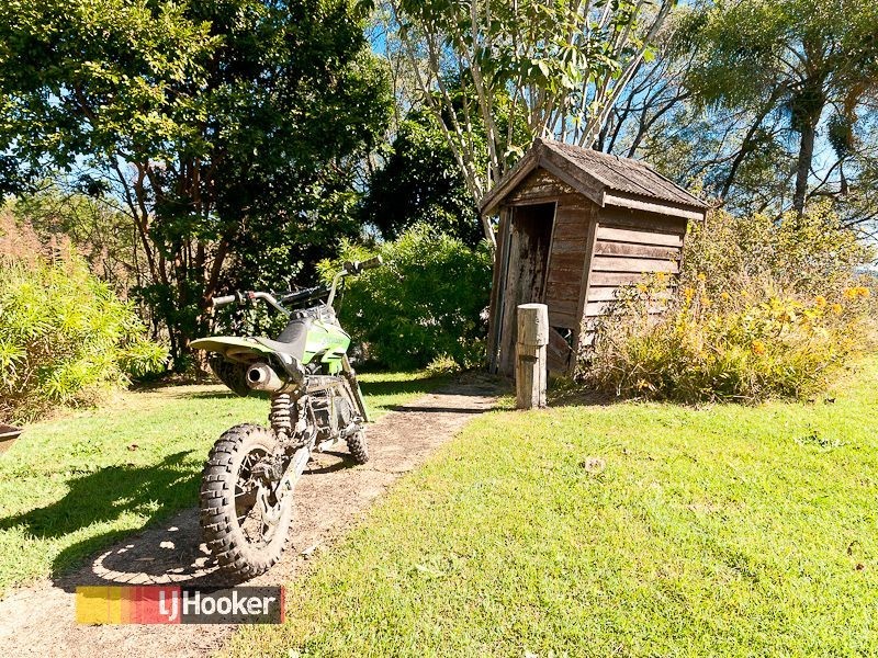 27 Fischle Rd, Cashmere QLD 4500