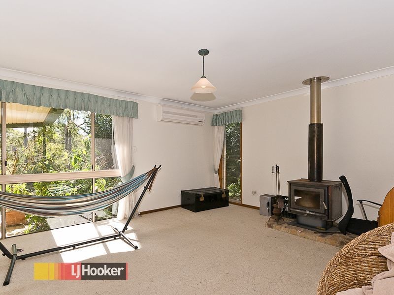 5 Hidden Valley Drive, Eatons Hill QLD 4037