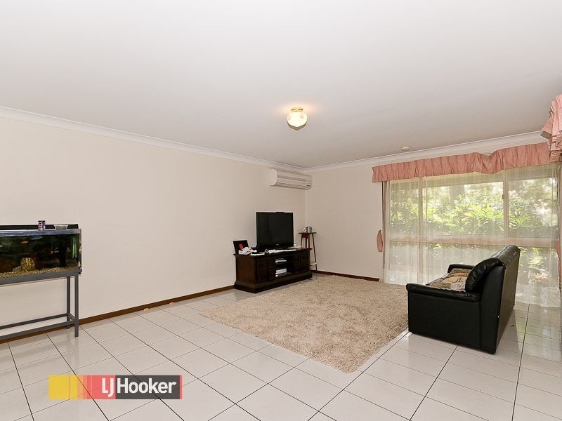 5 Hidden Valley Drive, Eatons Hill QLD 4037