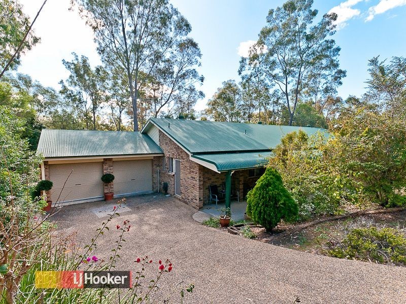5 Hidden Valley Drive, Eatons Hill QLD 4037