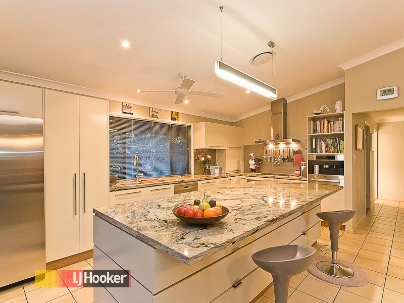 13 Whipbird Court, Cashmere QLD 4500