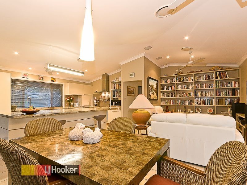 13 Whipbird Court, Cashmere QLD 4500