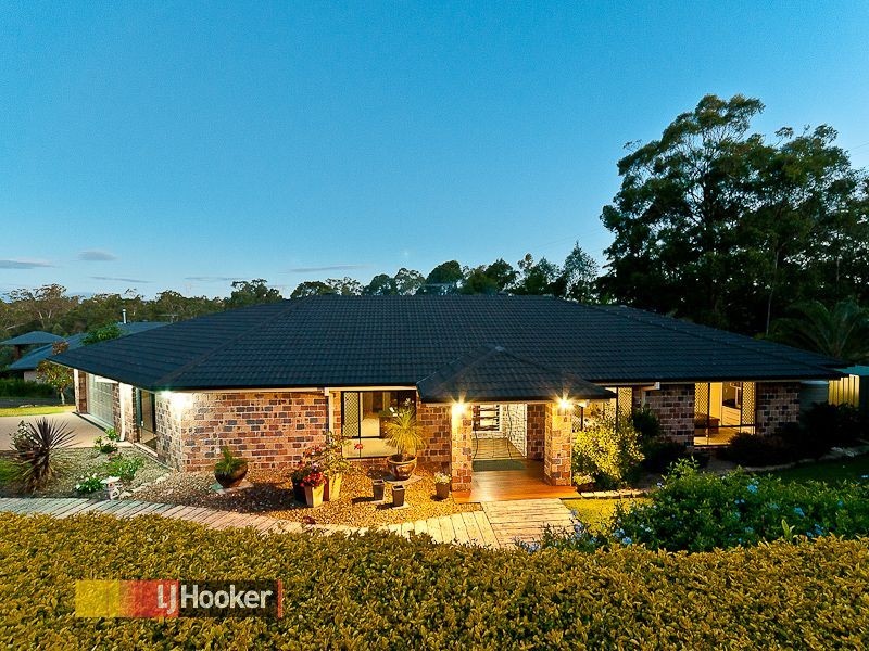 13 Whipbird Court, Cashmere QLD 4500