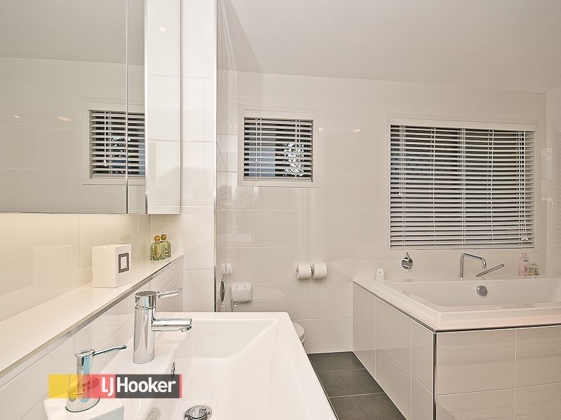 13 Whipbird Court, Cashmere QLD 4500