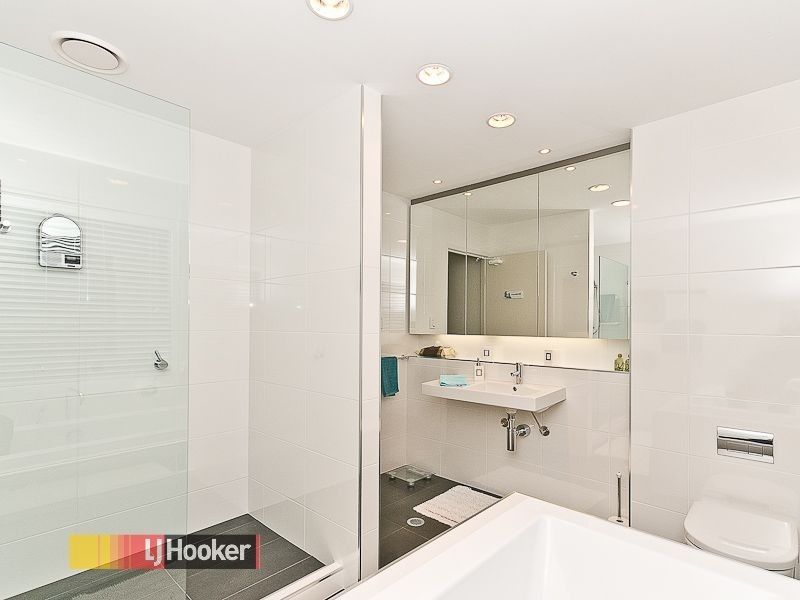 13 Whipbird Court, Cashmere QLD 4500