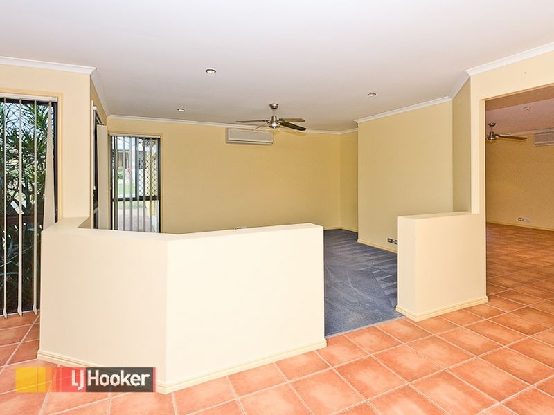 1 Sonoma Court, Cashmere QLD 4500